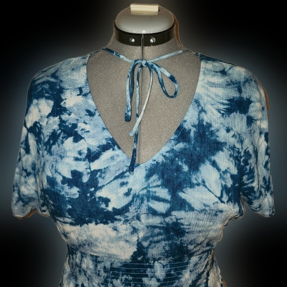 Bebop v- neck tie-dye sundress with short sleeves and smocked waist sz  med - Picture 4 of 17